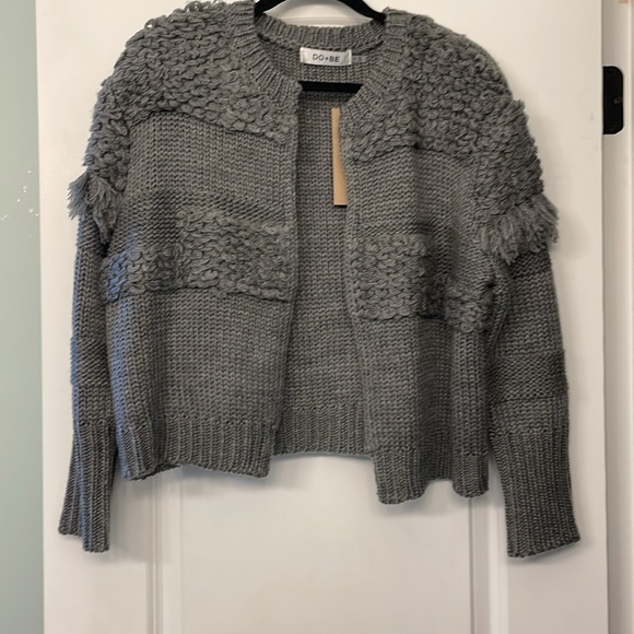 NWT Wool Chunky Knit Grey Cardigan with Fringe Sleeves - Picture 2 of 6